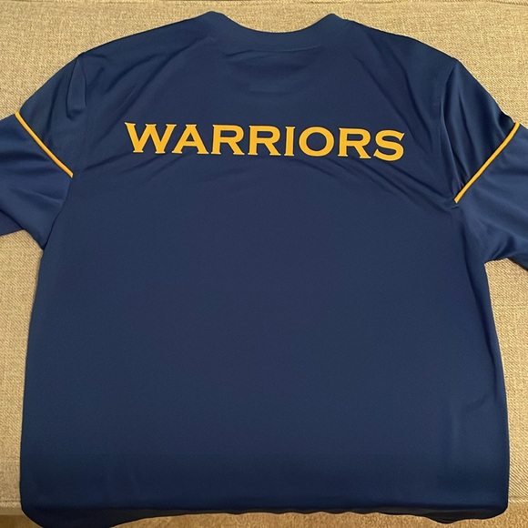 Rue21 Golden State Warriors work out shirt - Picture 3 of 5